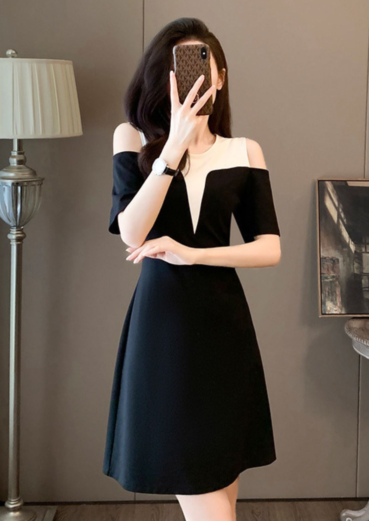 C-Drama Inspired Black and White Splicing Cut-Out Shoulder Slim Fit Dress