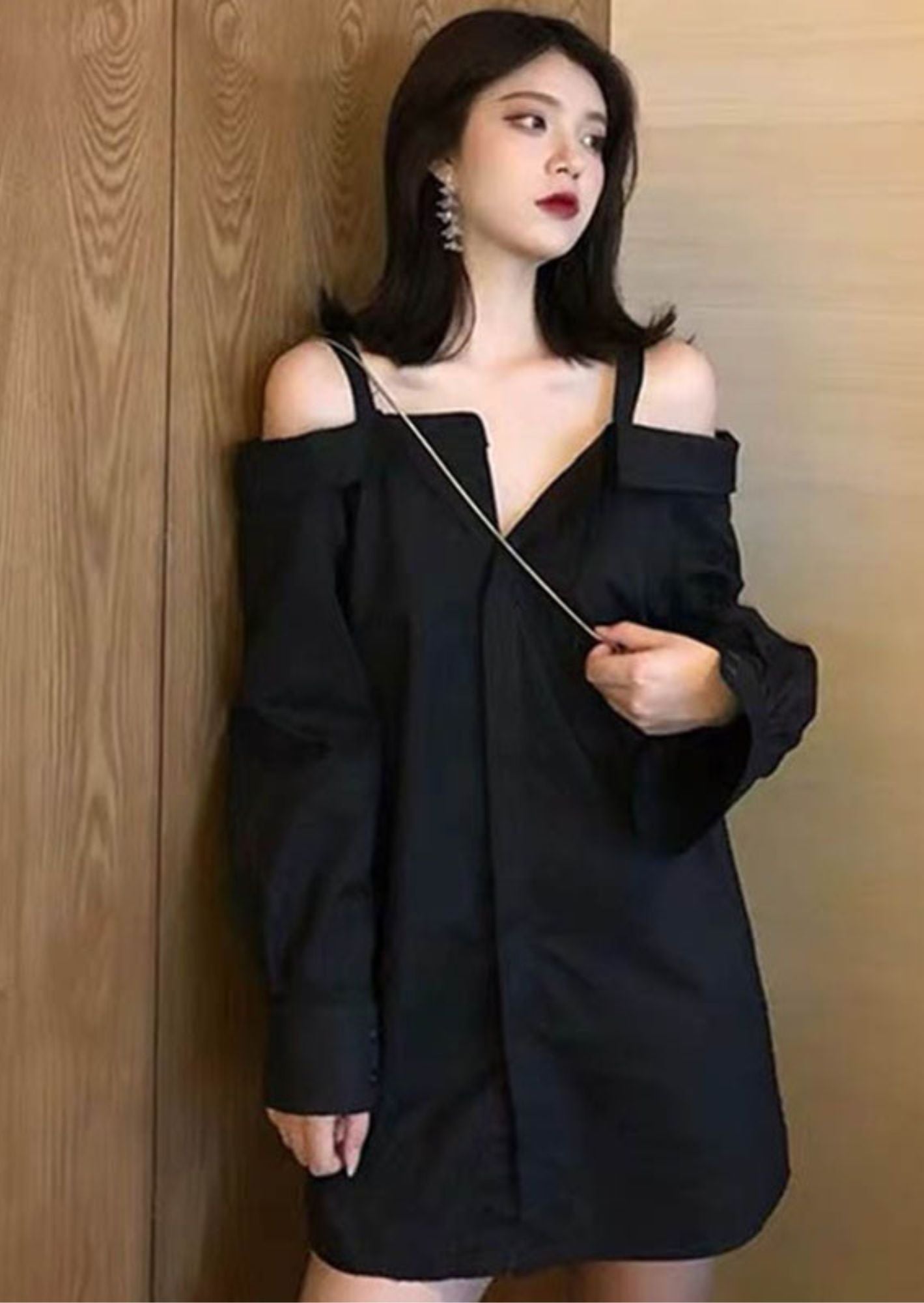 K-Drama CEO Off-Duty Glam - Chic Off-Shoulder Black Shirt Dress - BASIC