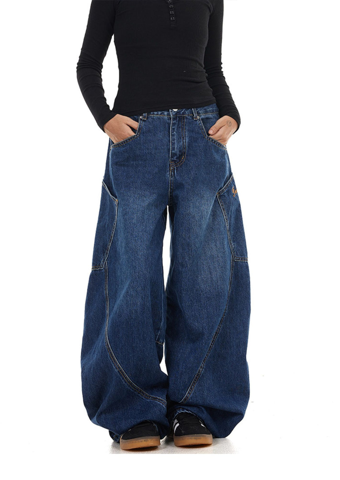 Wide Leg  Jeans with Side Pocket and irregular Hem