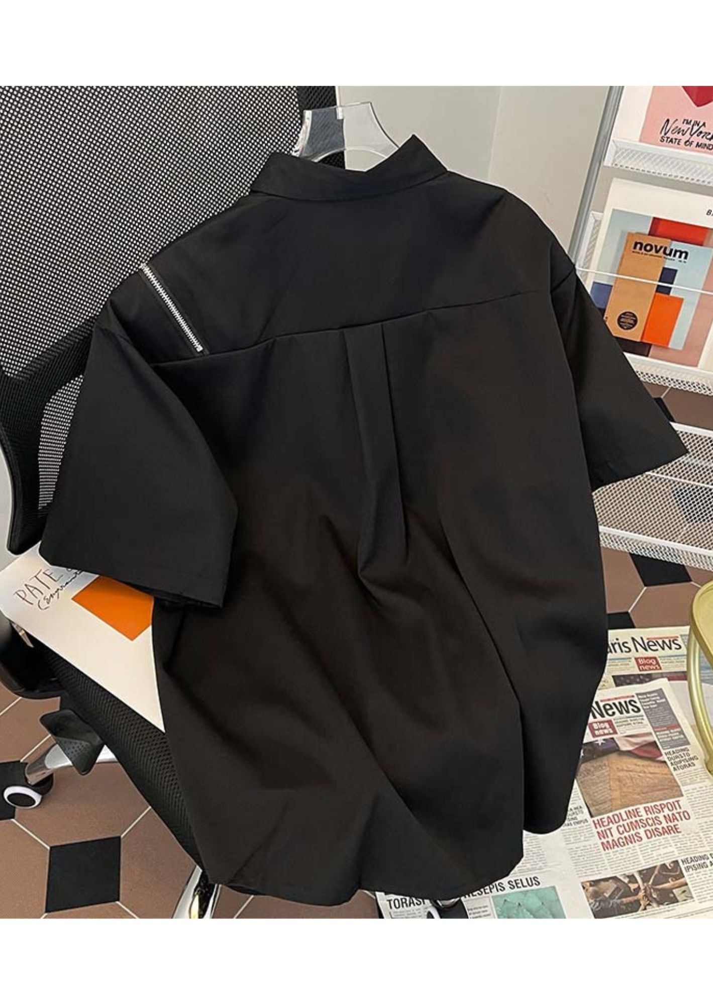 C-Drama Street Style Elegance - Black Asymmetric Zipper Detail Shirt - BASIC