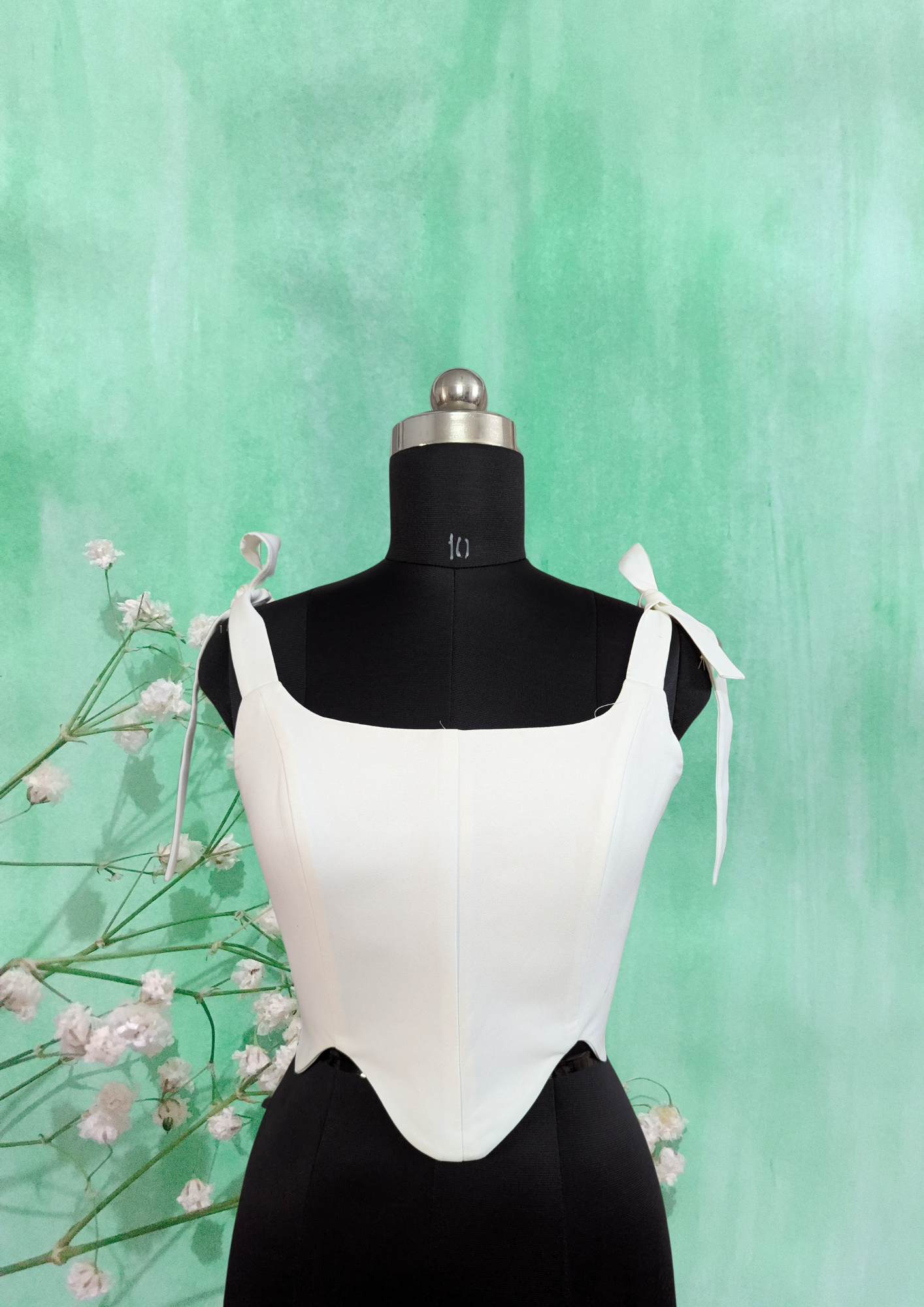 C-Drama Inspired Modern Elegance : White Sweetheart Corset Top with Tie-Strap Detailing – BASIC