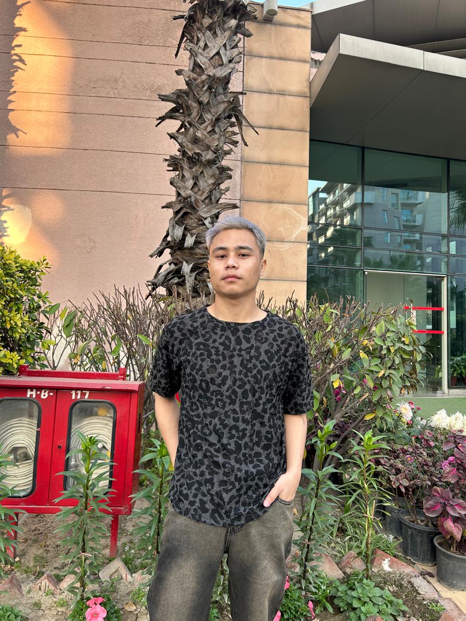 K-Drama Inspired Streetwear Aesthetic -Textured Leopard Print T-Shirt – BASIC