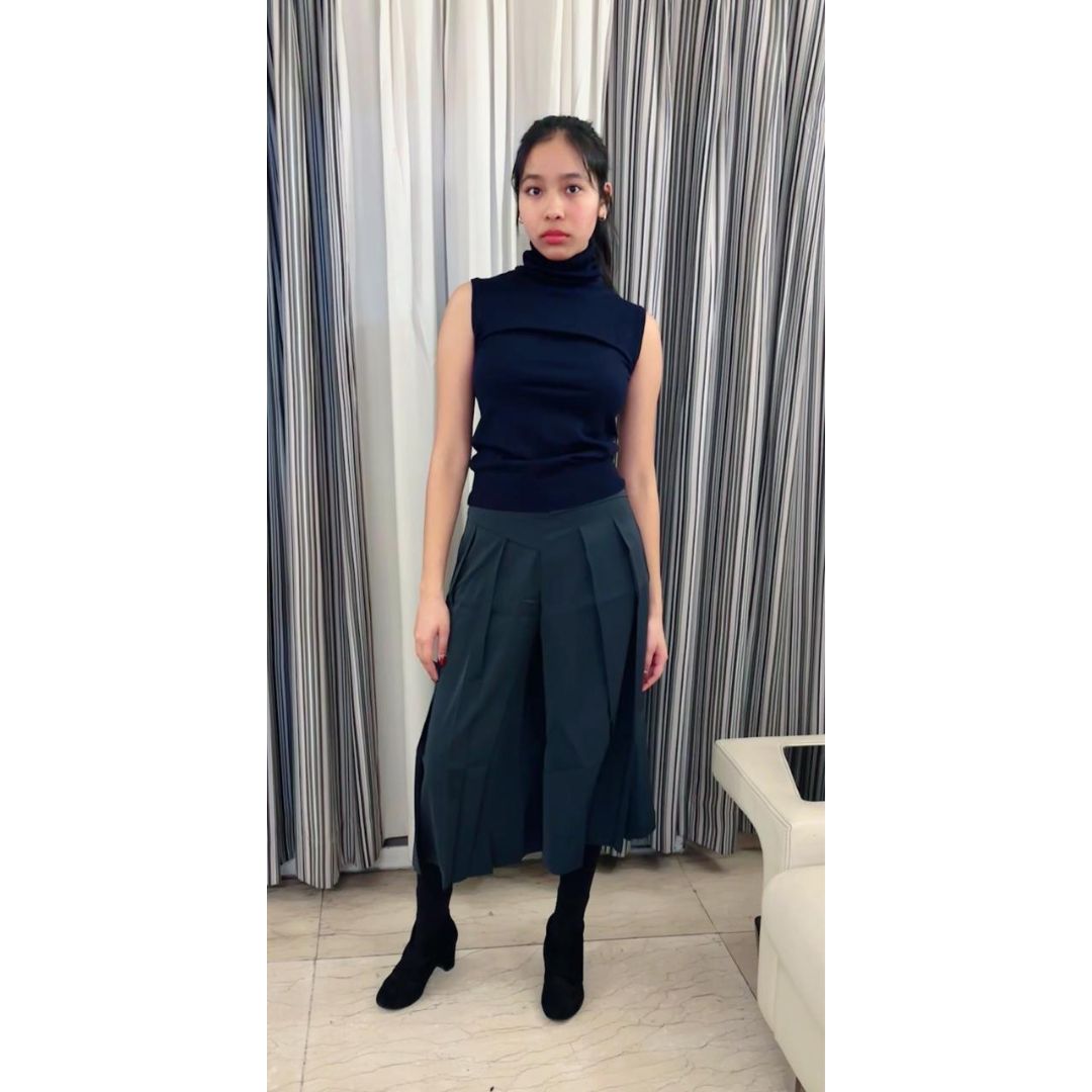 Japanese Inspired Modern Japanese Executive Style Co-ord Set - Pleated Calf-Length Pants & High Neck Sleeveless Top - BASIC
